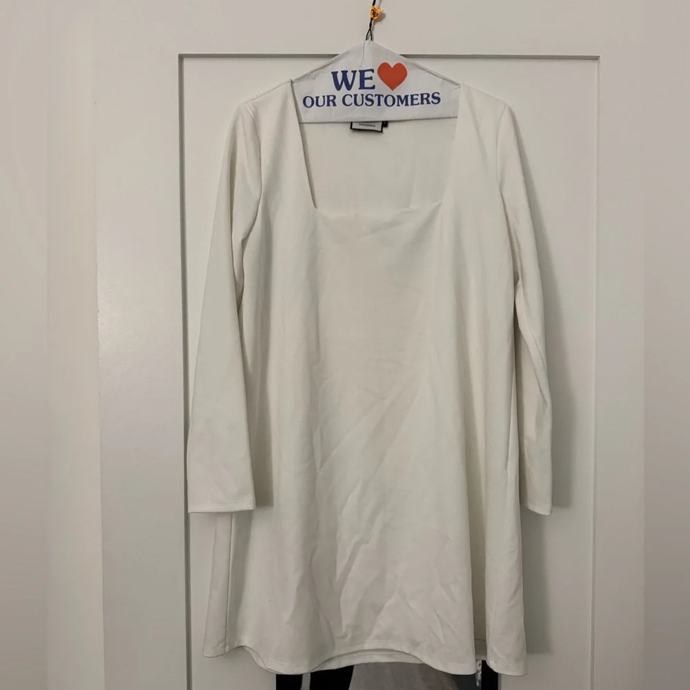 White Middleton Dress TUCKERNUCK X CAMERAN EUBANKS WIMBERLY, Size Small - Picture 6 of 8